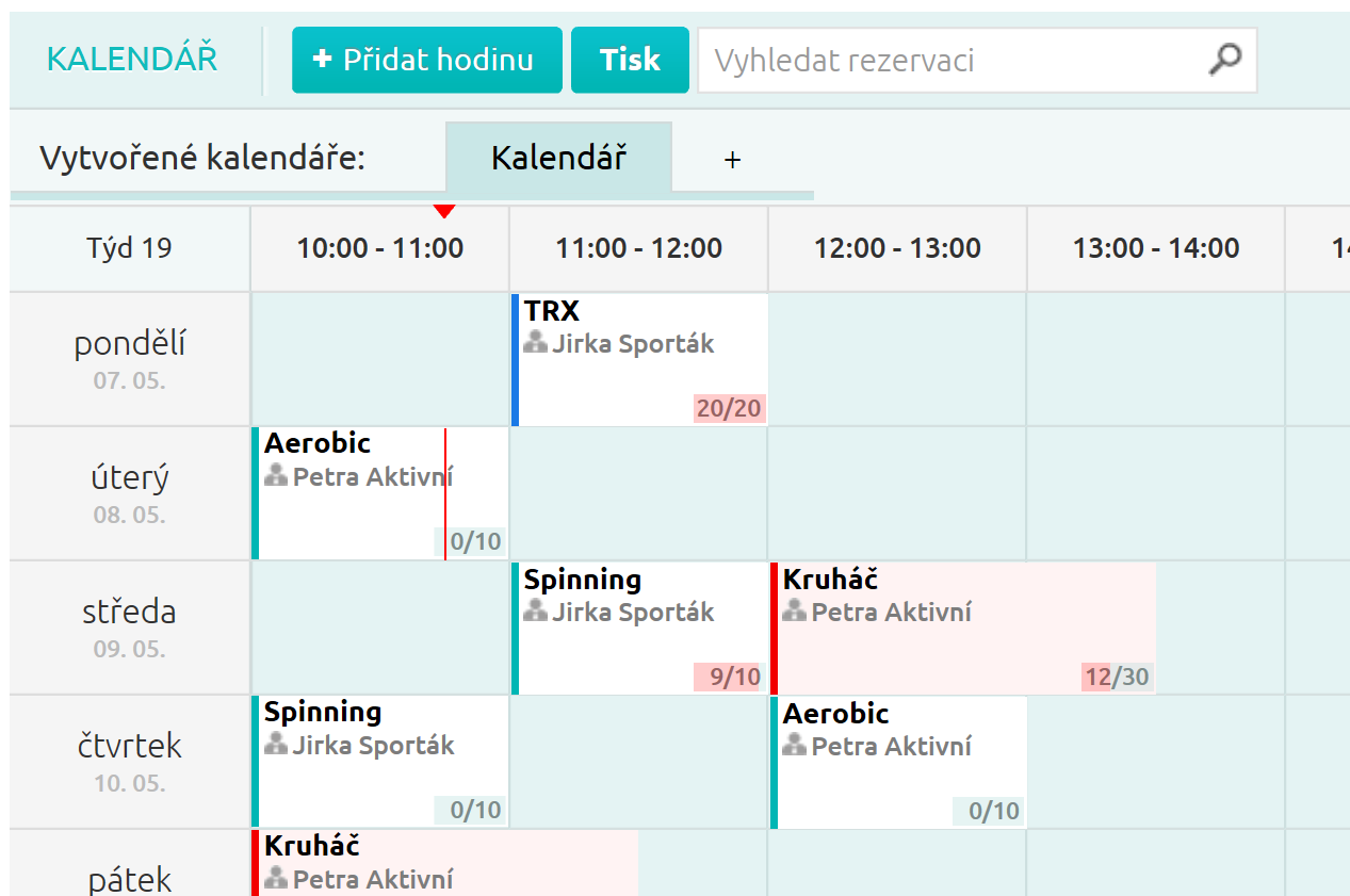 Zákazník si vybírá lekci v kalendáři.